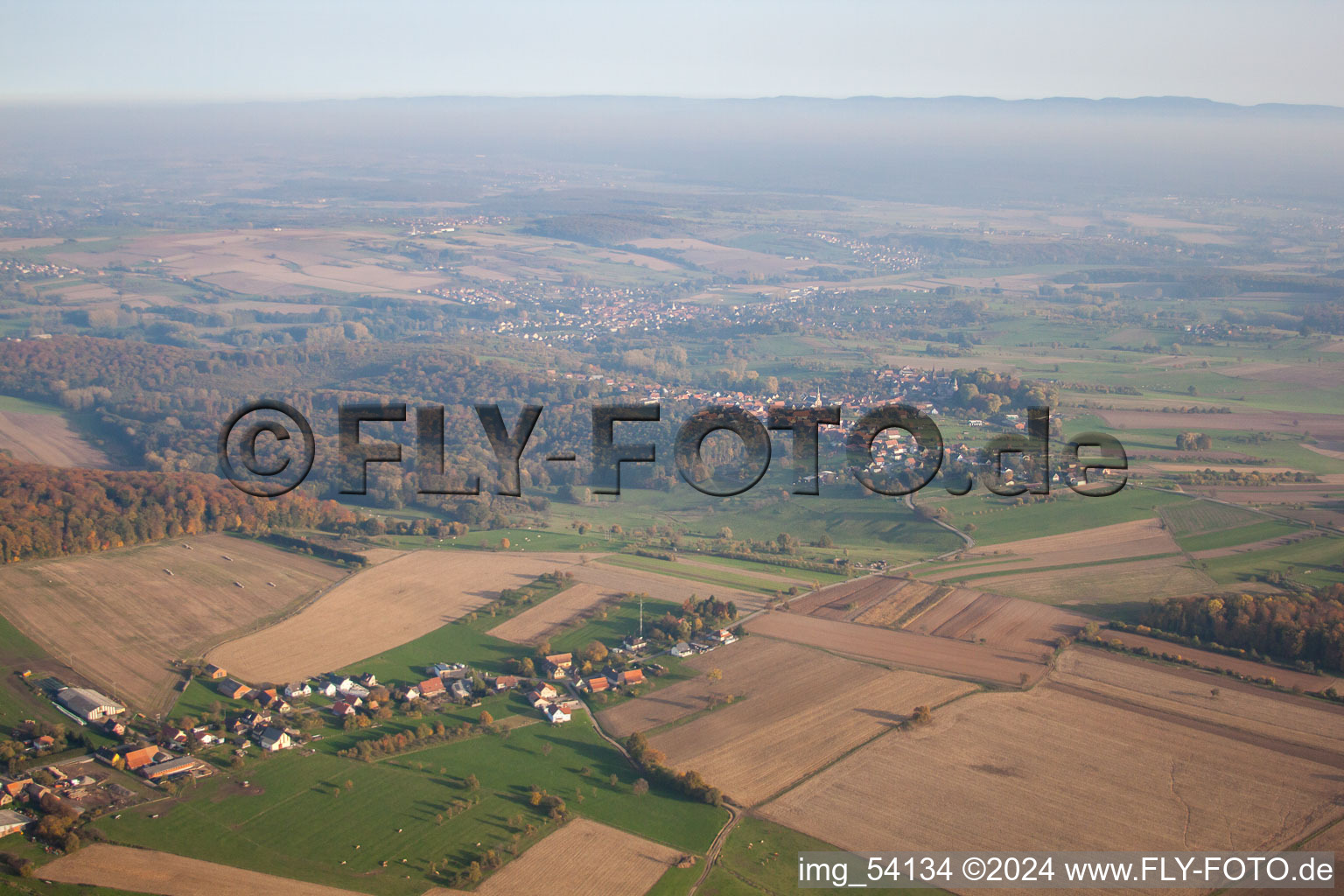 Nehwiller-près-Wœrth dans le département Bas Rhin, France d'en haut