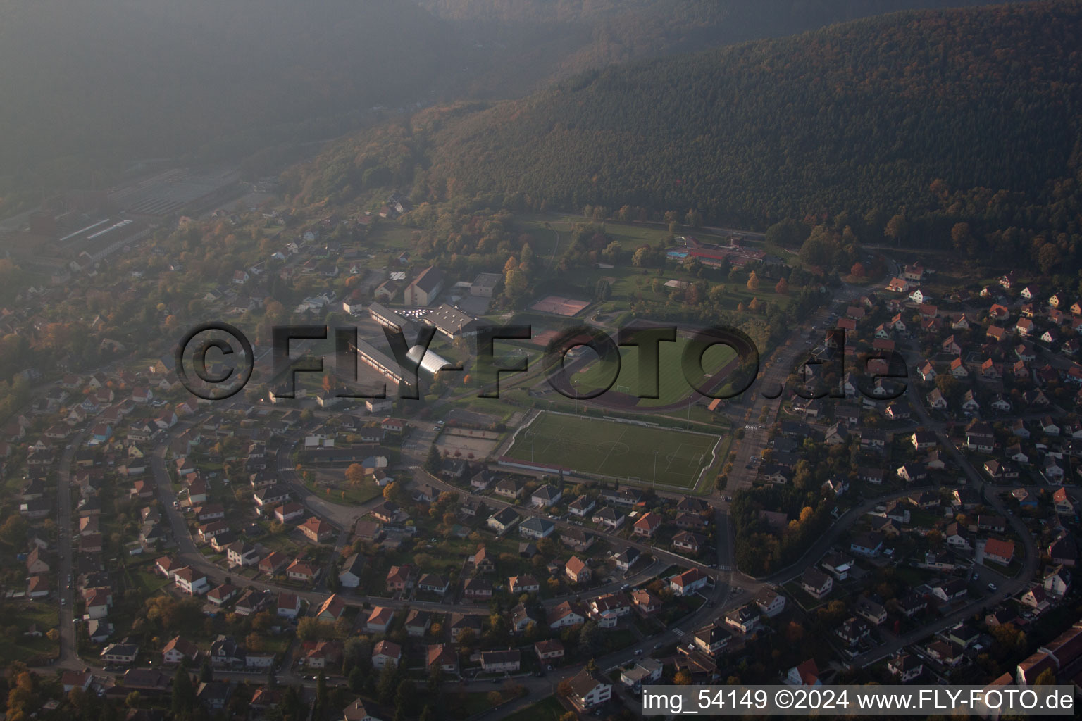 Enregistrement par drone de Niederbronn-les-Bains dans le département Bas Rhin, France