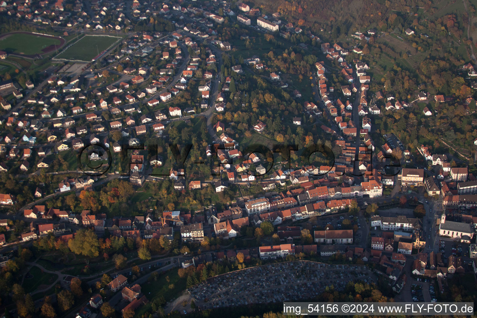 Photographie aérienne de Niederbronn-les-Bains dans le département Bas Rhin, France