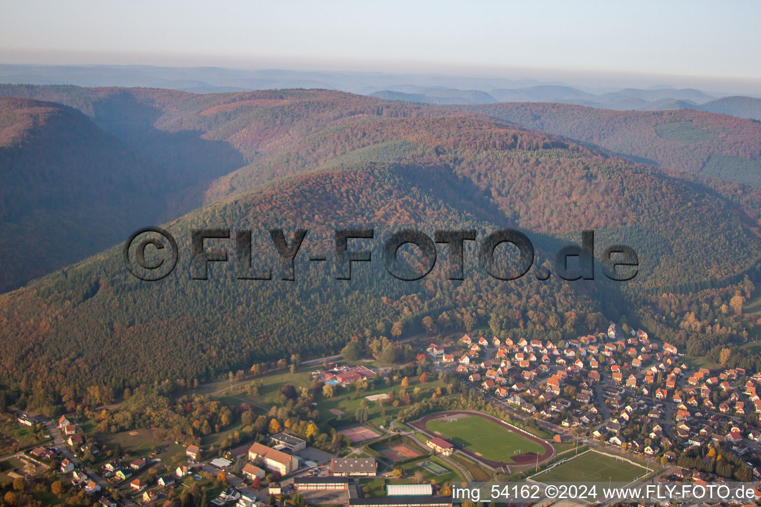 Niederbronn-les-Bains dans le département Bas Rhin, France vue d'en haut