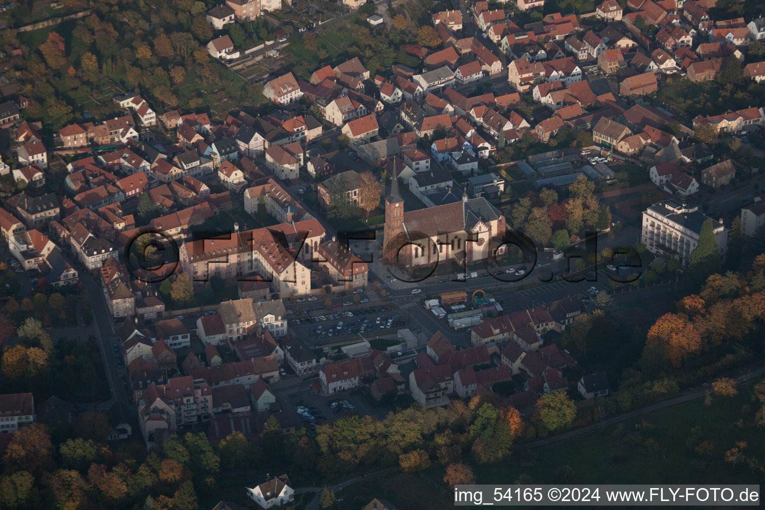 Niederbronn-les-Bains dans le département Bas Rhin, France vue du ciel