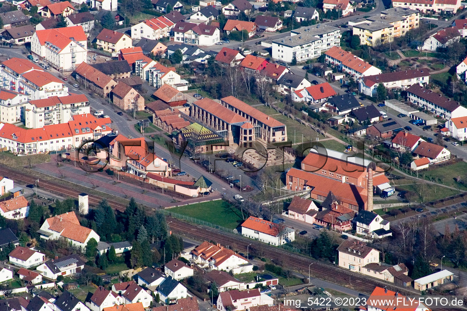 Vue aérienne de Musée de la Briqueterie, salle des fêtes du sud-ouest à Jockgrim dans le département Rhénanie-Palatinat, Allemagne