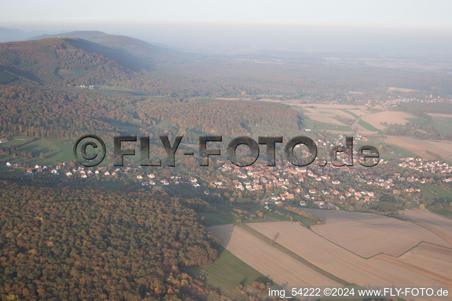 Preuschdorf dans le département Bas Rhin, France d'un drone