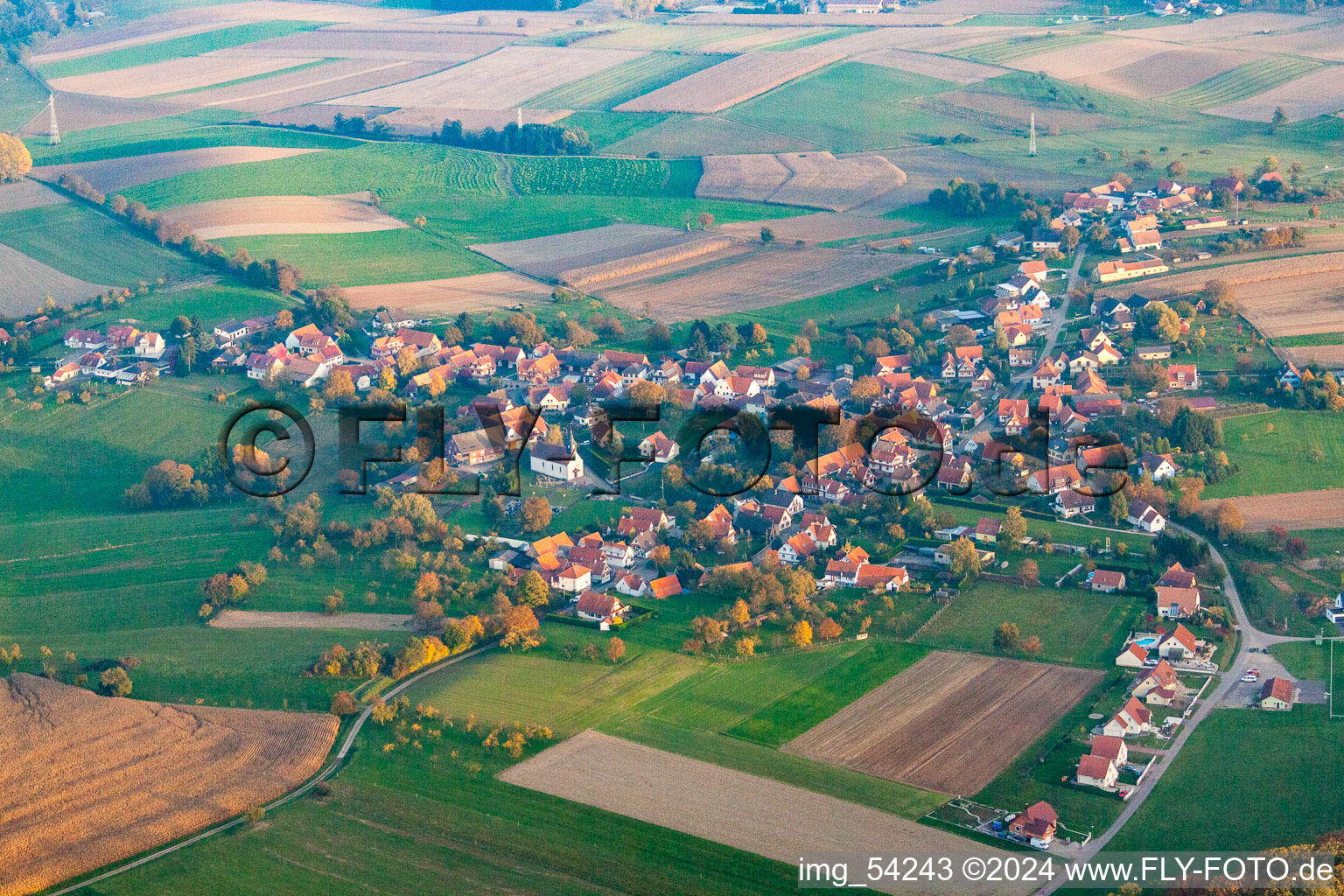 Memmelshoffen dans le département Bas Rhin, France d'un drone