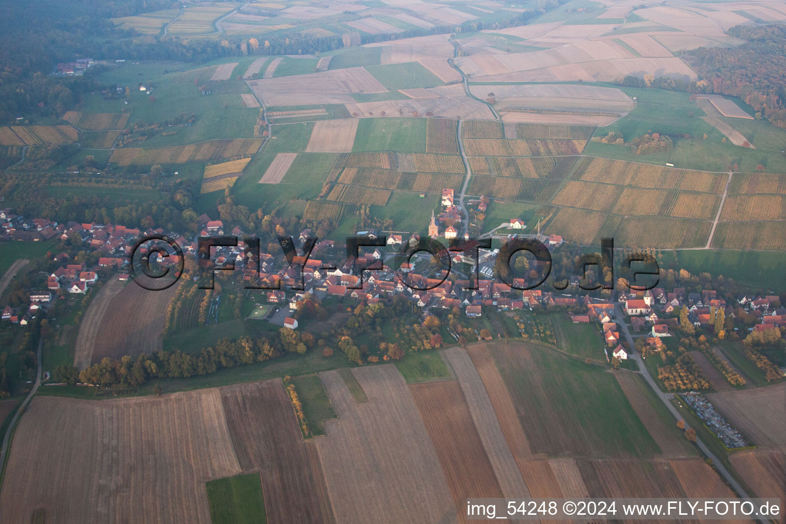 Image drone de Cleebourg dans le département Bas Rhin, France