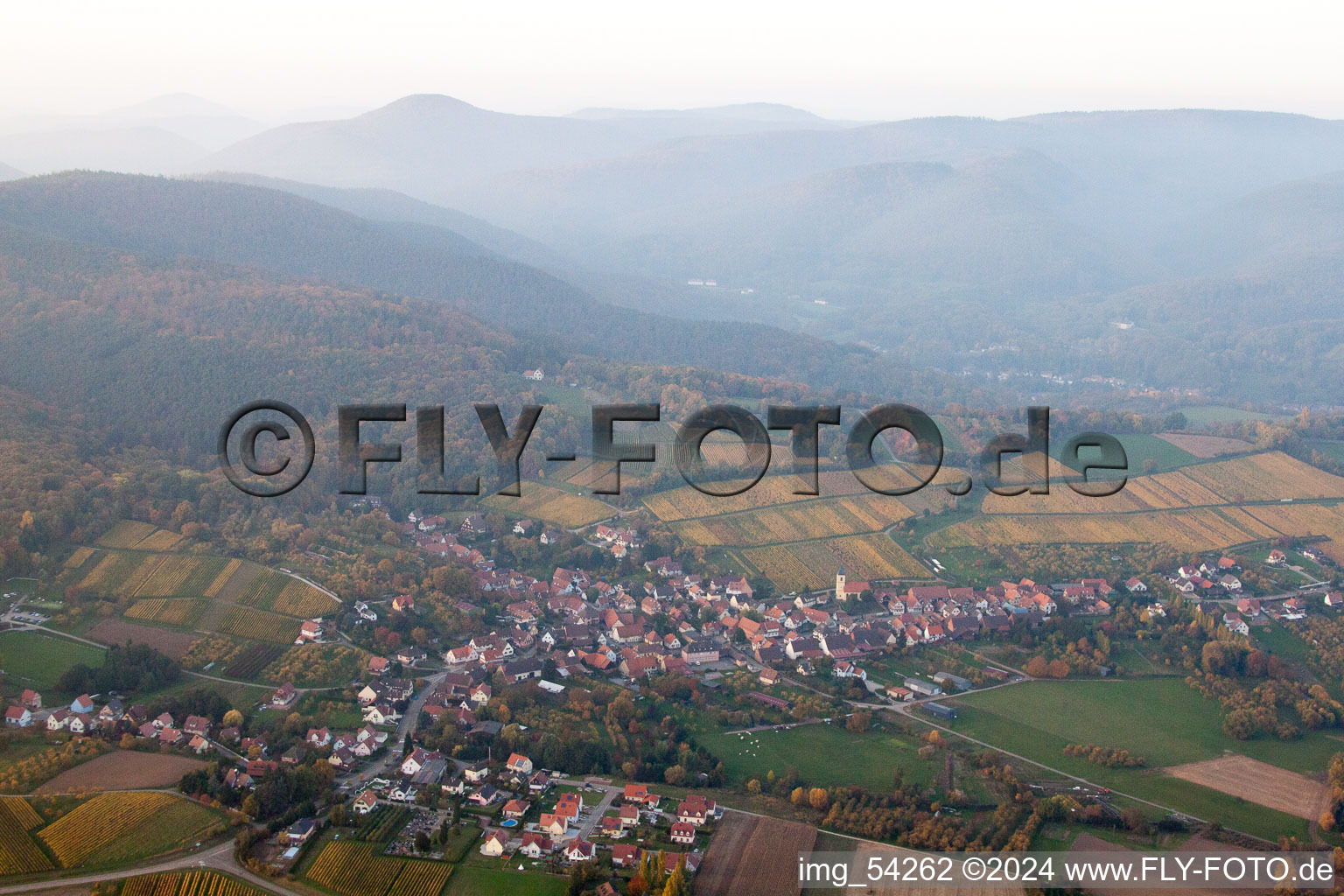 Vue oblique de Rott dans le département Bas Rhin, France