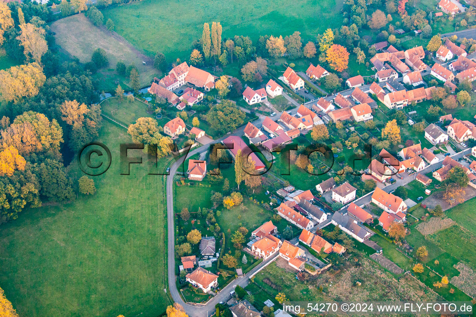 Quartier Altenstadt in Wissembourg dans le département Bas Rhin, France d'un drone