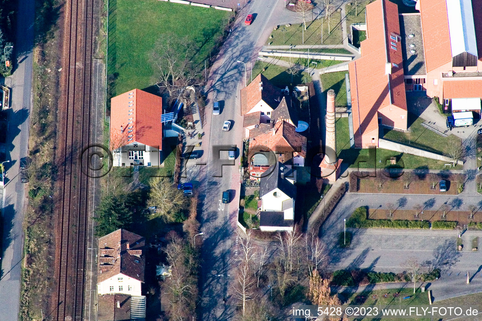 Vue aérienne de Salle des fêtes du sud-ouest à Jockgrim dans le département Rhénanie-Palatinat, Allemagne