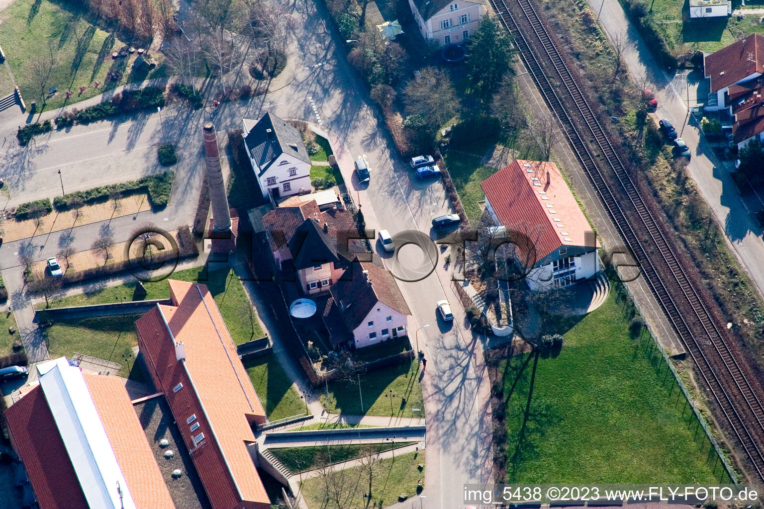 Vue aérienne de À la gare à Jockgrim dans le département Rhénanie-Palatinat, Allemagne