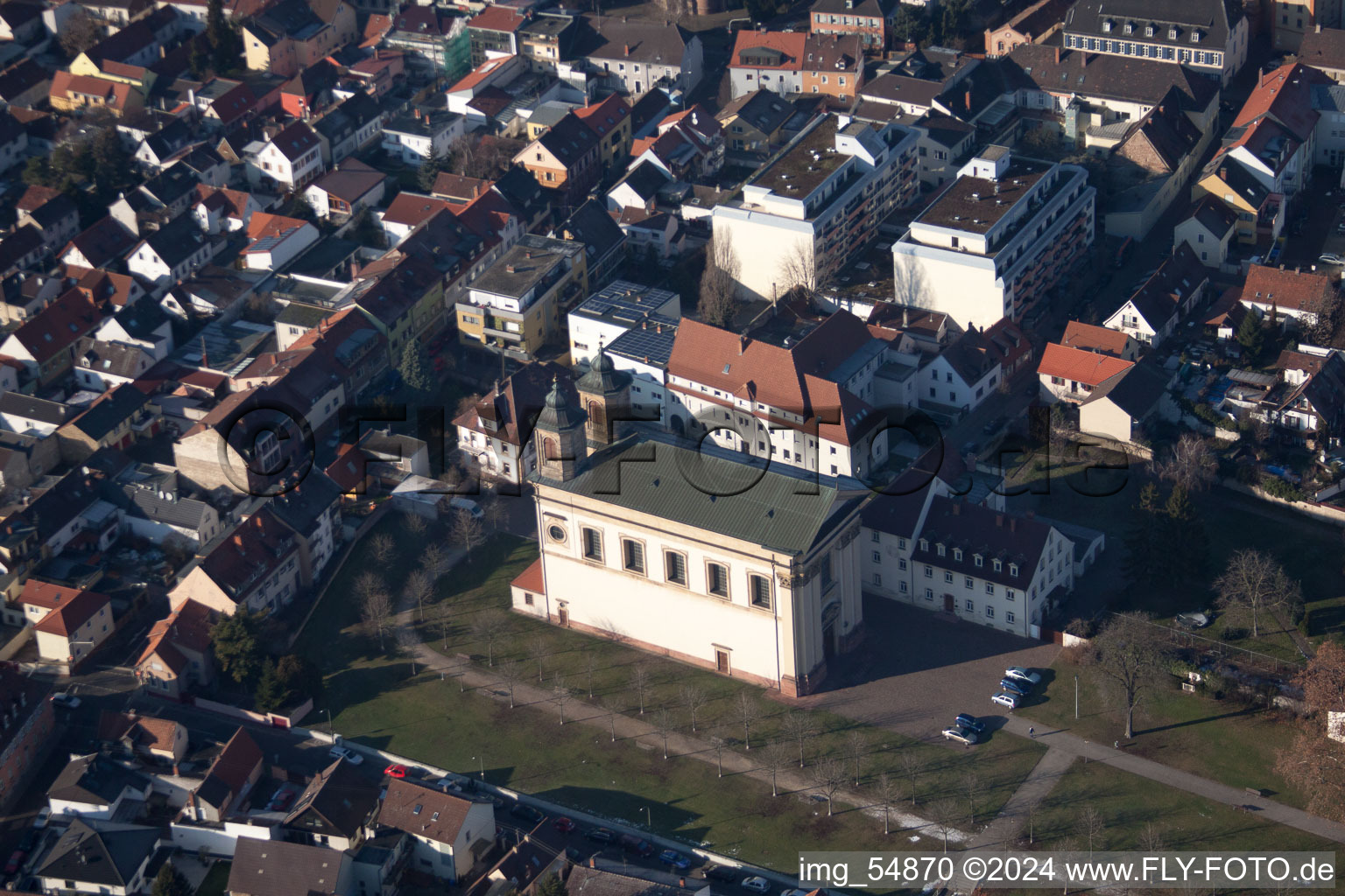 Vue d'oiseau de Quartier Oggersheim in Ludwigshafen am Rhein dans le département Rhénanie-Palatinat, Allemagne