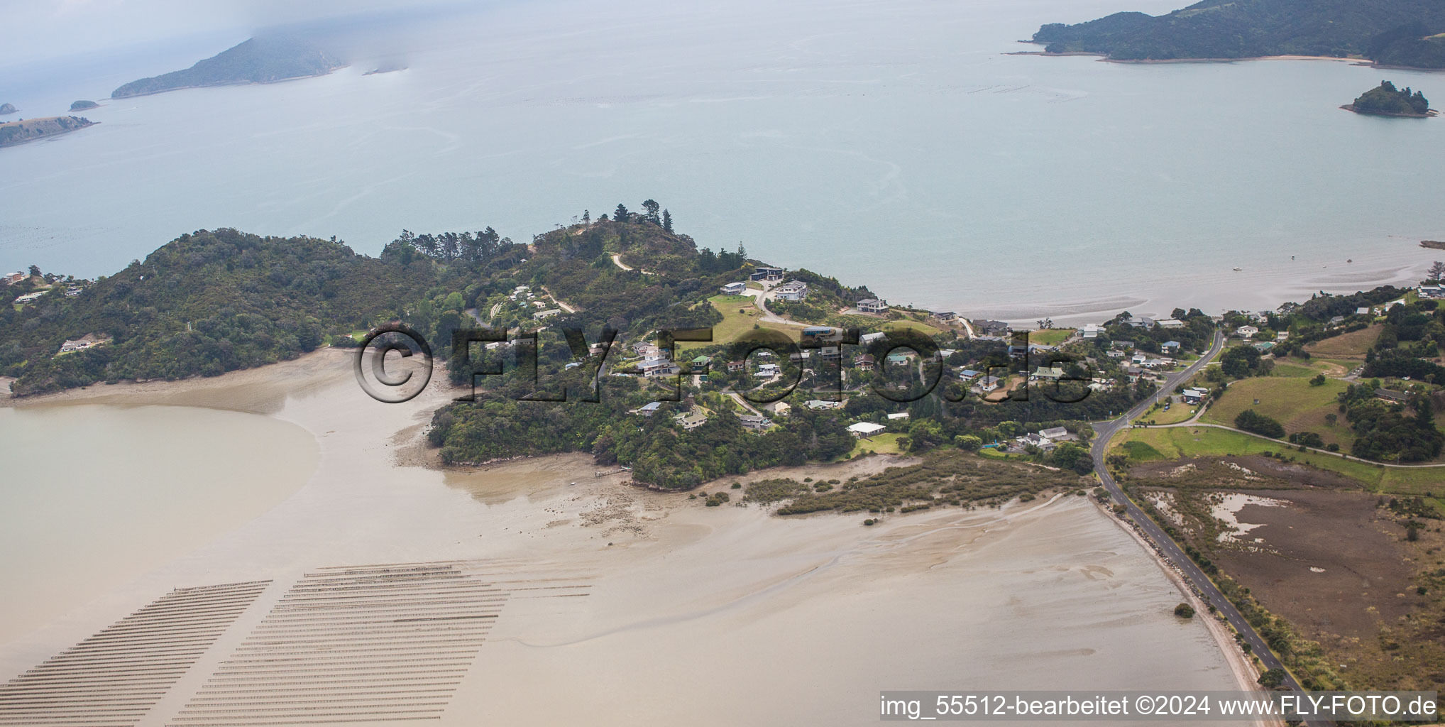 Vue aérienne de Quartier Wyuna Bay in Coromandel dans le département Waïkato, Nouvelle-Zélande