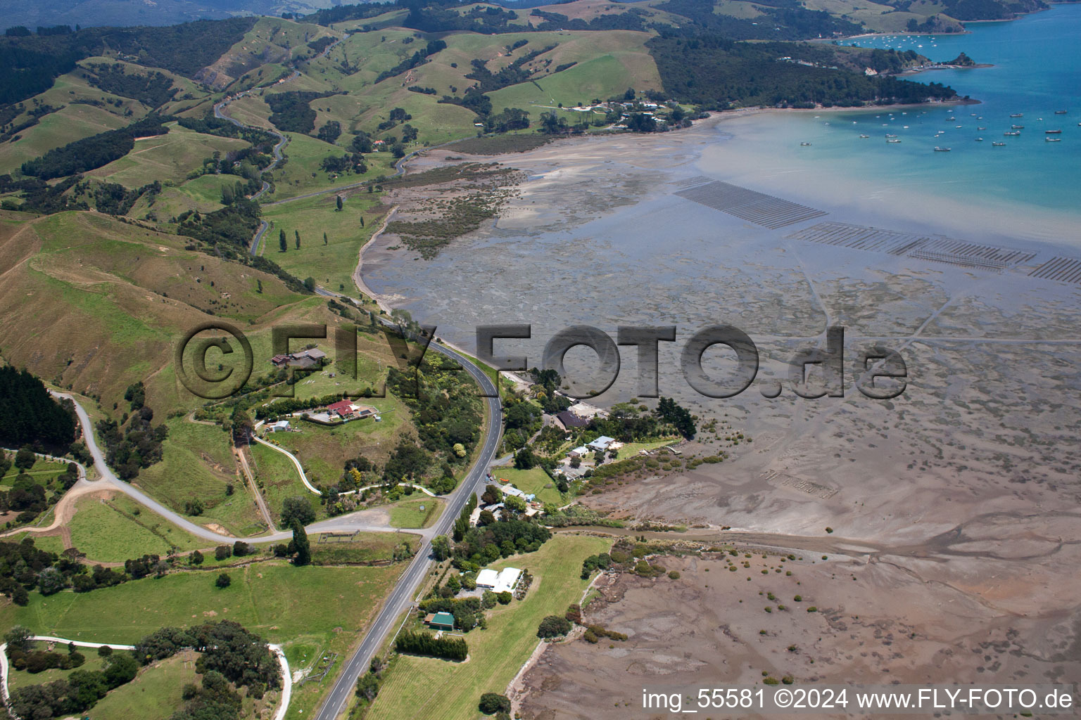 Vue aérienne de Quartier Manaia in Coromandel dans le département Waïkato, Nouvelle-Zélande