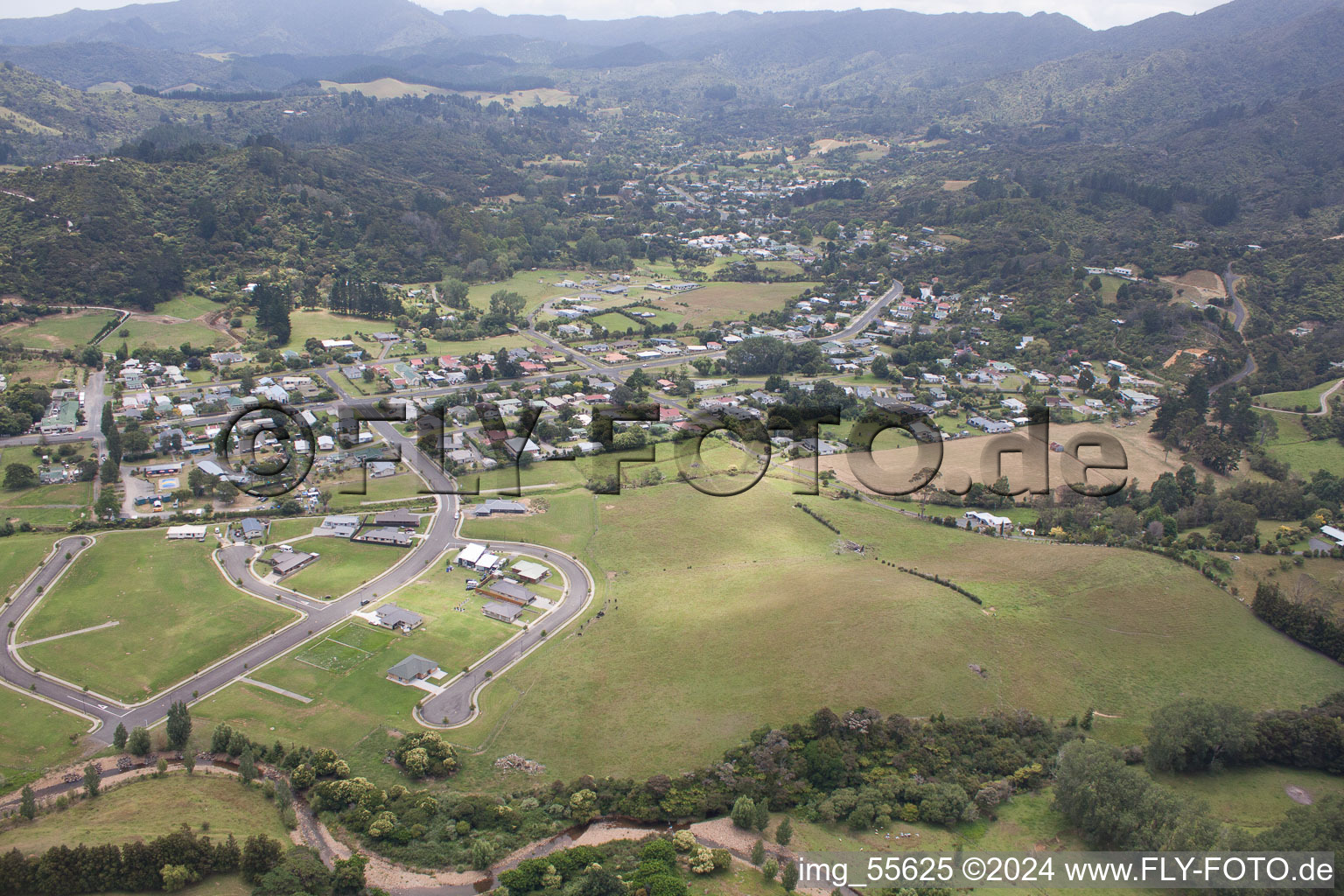 Coromandel dans le département Waïkato, Nouvelle-Zélande d'un drone