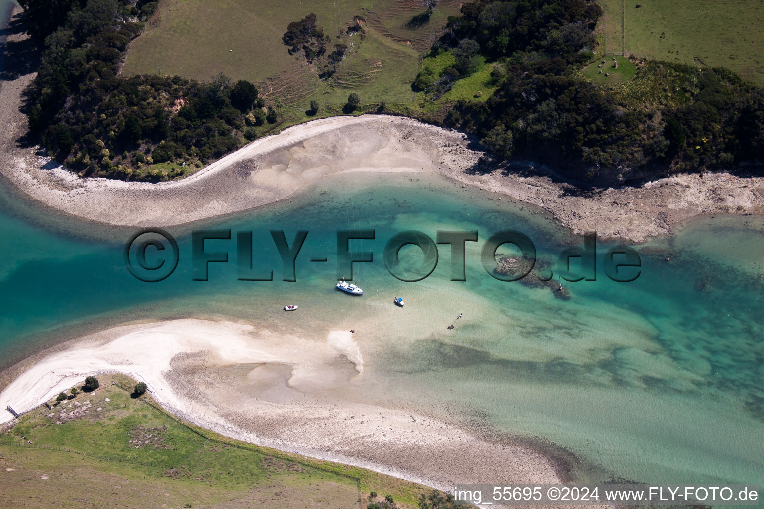 Photographie aérienne de Whanganui Island dans le département Waïkato, Nouvelle-Zélande