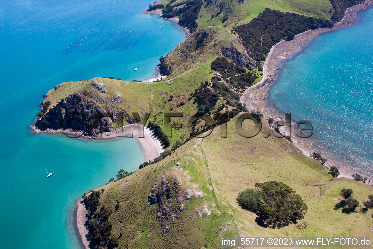 Vue aérienne de Coromandel dans le département Waïkato, Nouvelle-Zélande