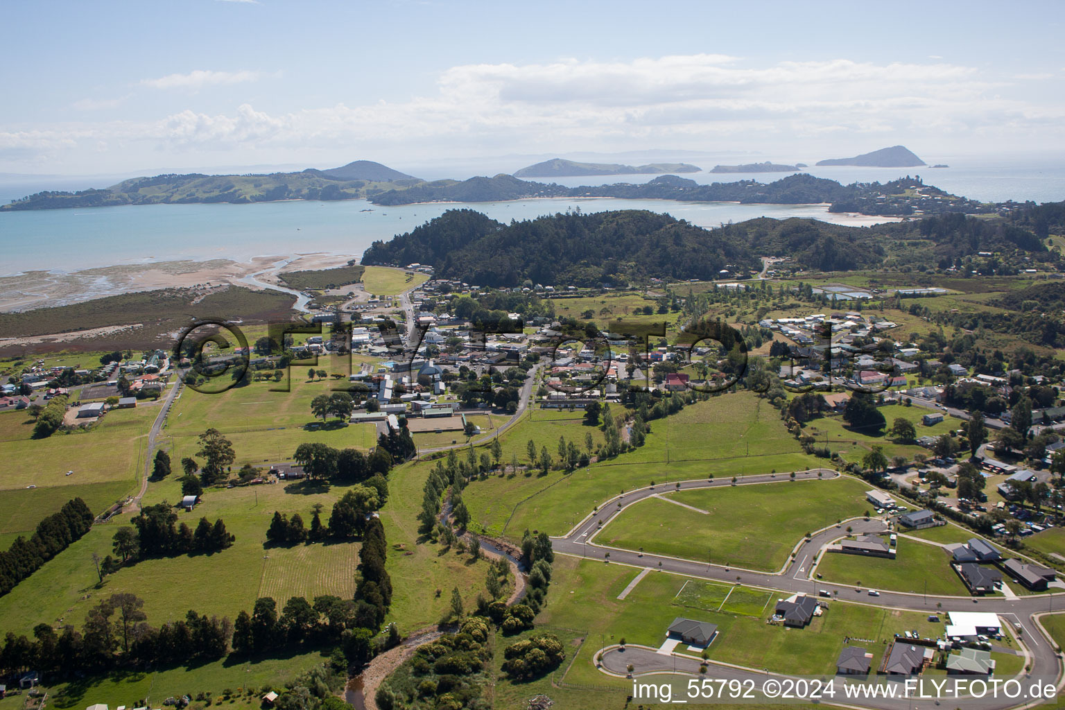 Vue d'oiseau de Coromandel dans le département Waïkato, Nouvelle-Zélande