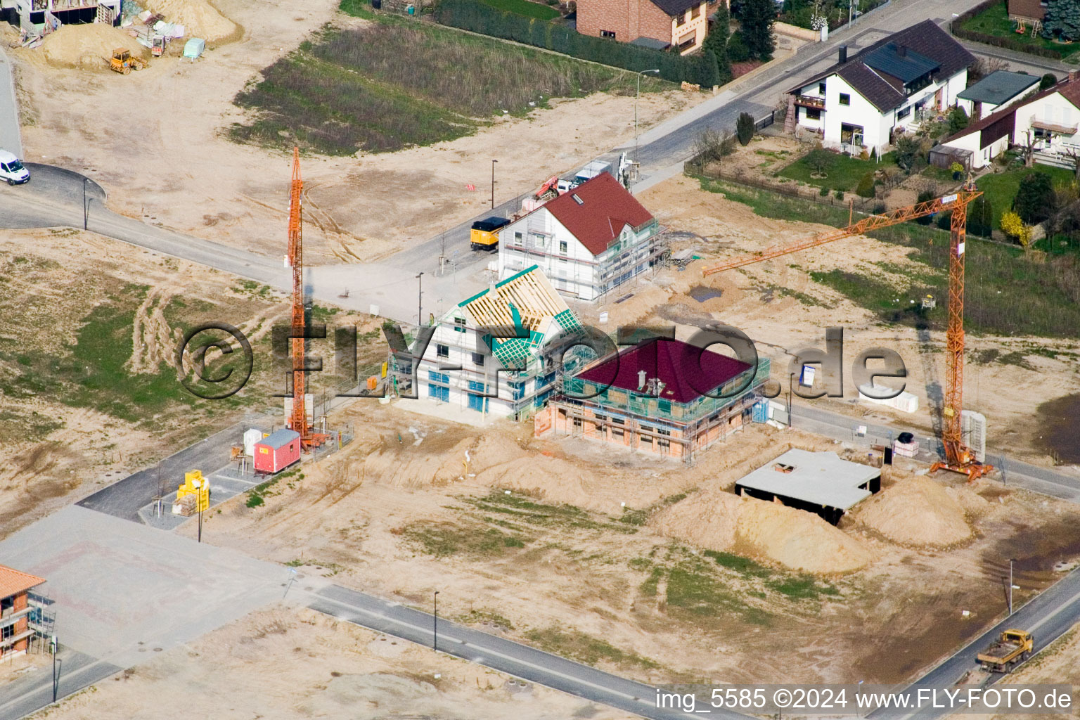 Nouvelle zone de développement sur le Höhenweg à Kandel dans le département Rhénanie-Palatinat, Allemagne vue d'en haut