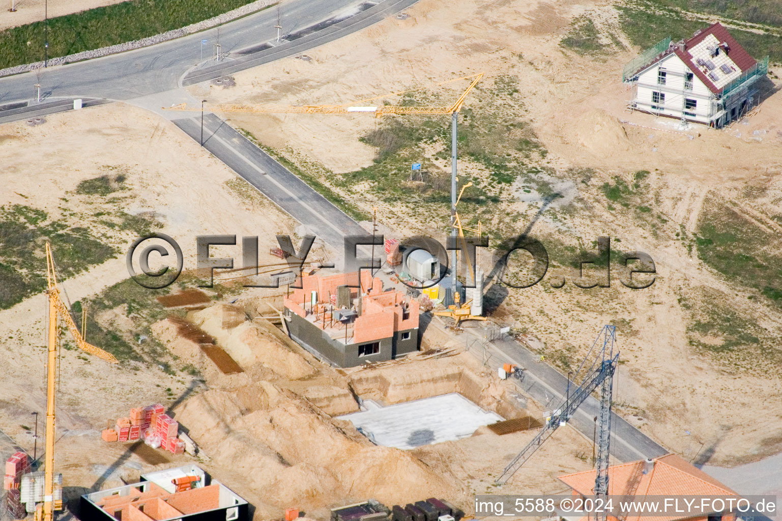 Nouvelle zone de développement sur le Höhenweg à Kandel dans le département Rhénanie-Palatinat, Allemagne vue du ciel