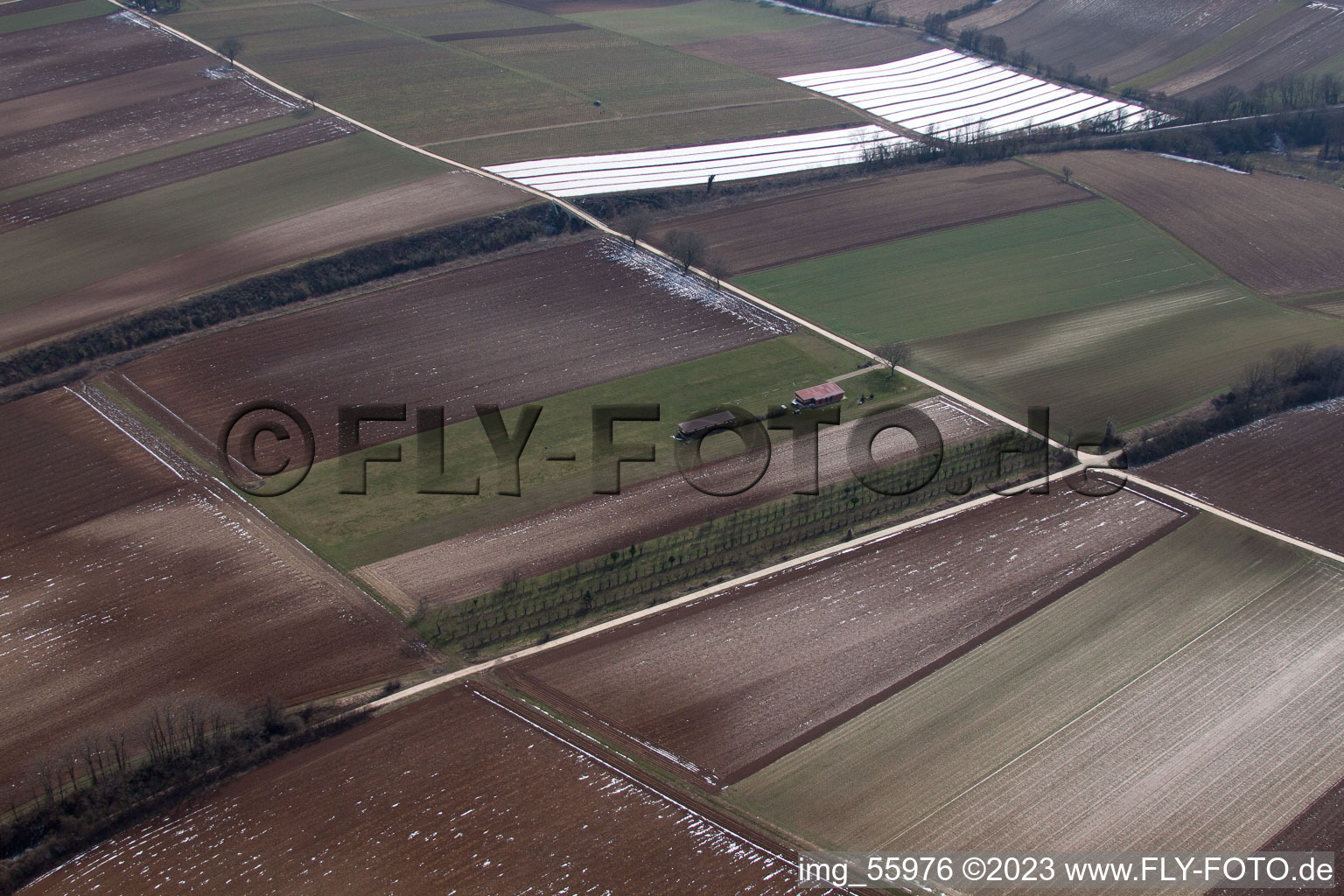 Aérodrome modèle à Freckenfeld dans le département Rhénanie-Palatinat, Allemagne vue du ciel