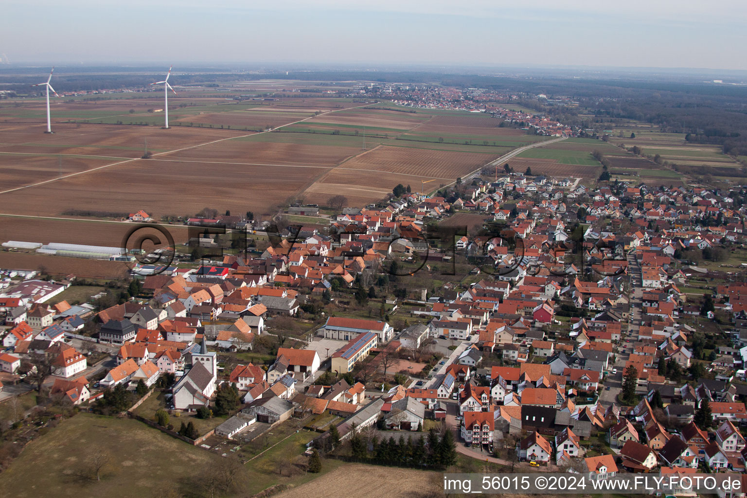 Minfeld dans le département Rhénanie-Palatinat, Allemagne vue du ciel