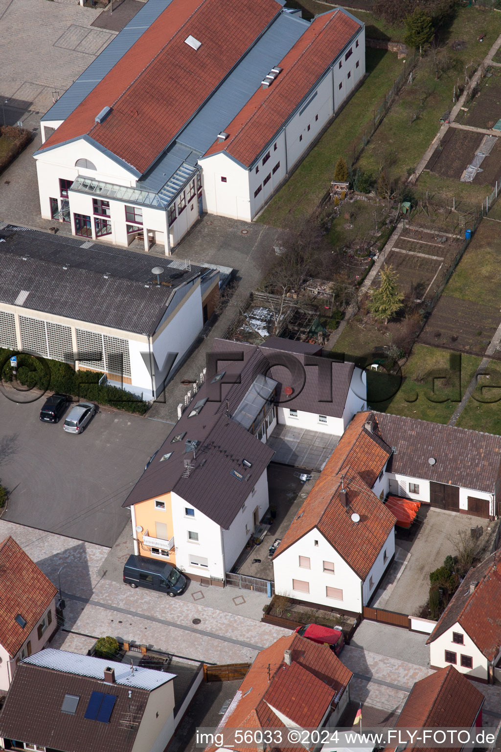 Schulstr à Minfeld dans le département Rhénanie-Palatinat, Allemagne depuis l'avion