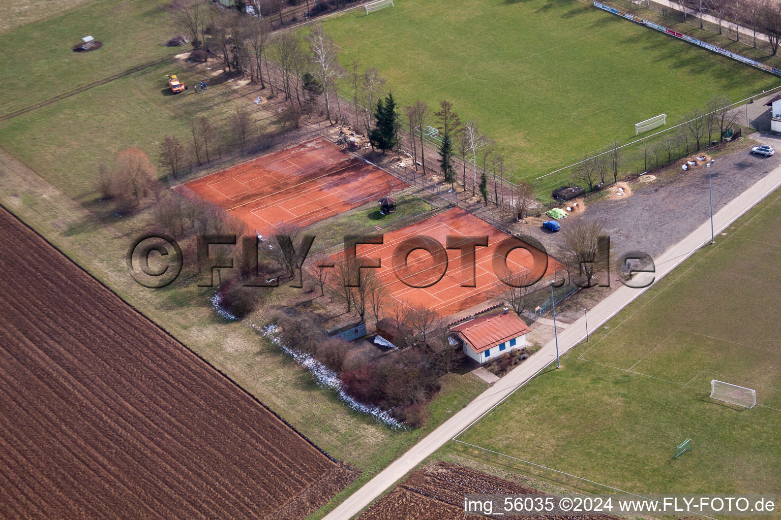 Enregistrement par drone de Minfeld dans le département Rhénanie-Palatinat, Allemagne