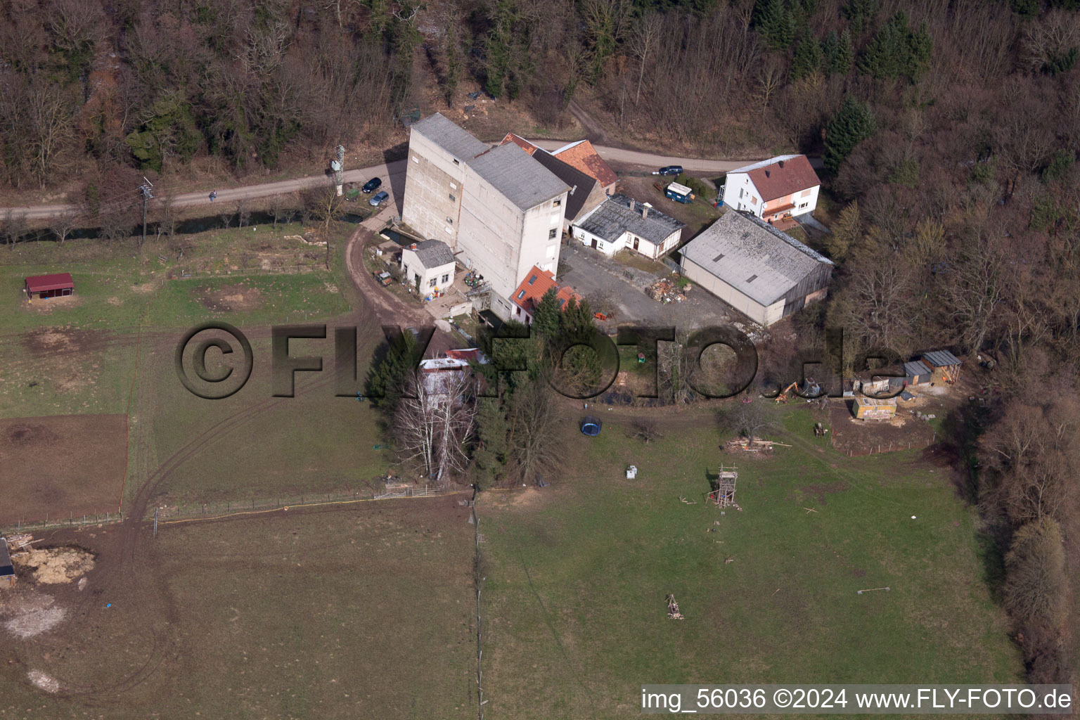 Moulin dur à Kandel dans le département Rhénanie-Palatinat, Allemagne d'en haut