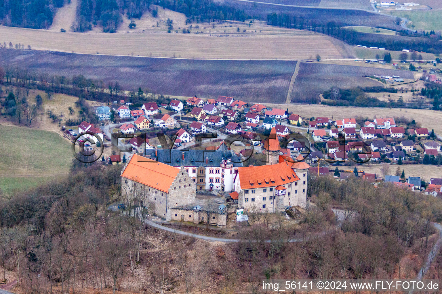 Vue aérienne de Complexe du château de la forteresse Heldburg à Heldburg dans le département Thuringe, Allemagne