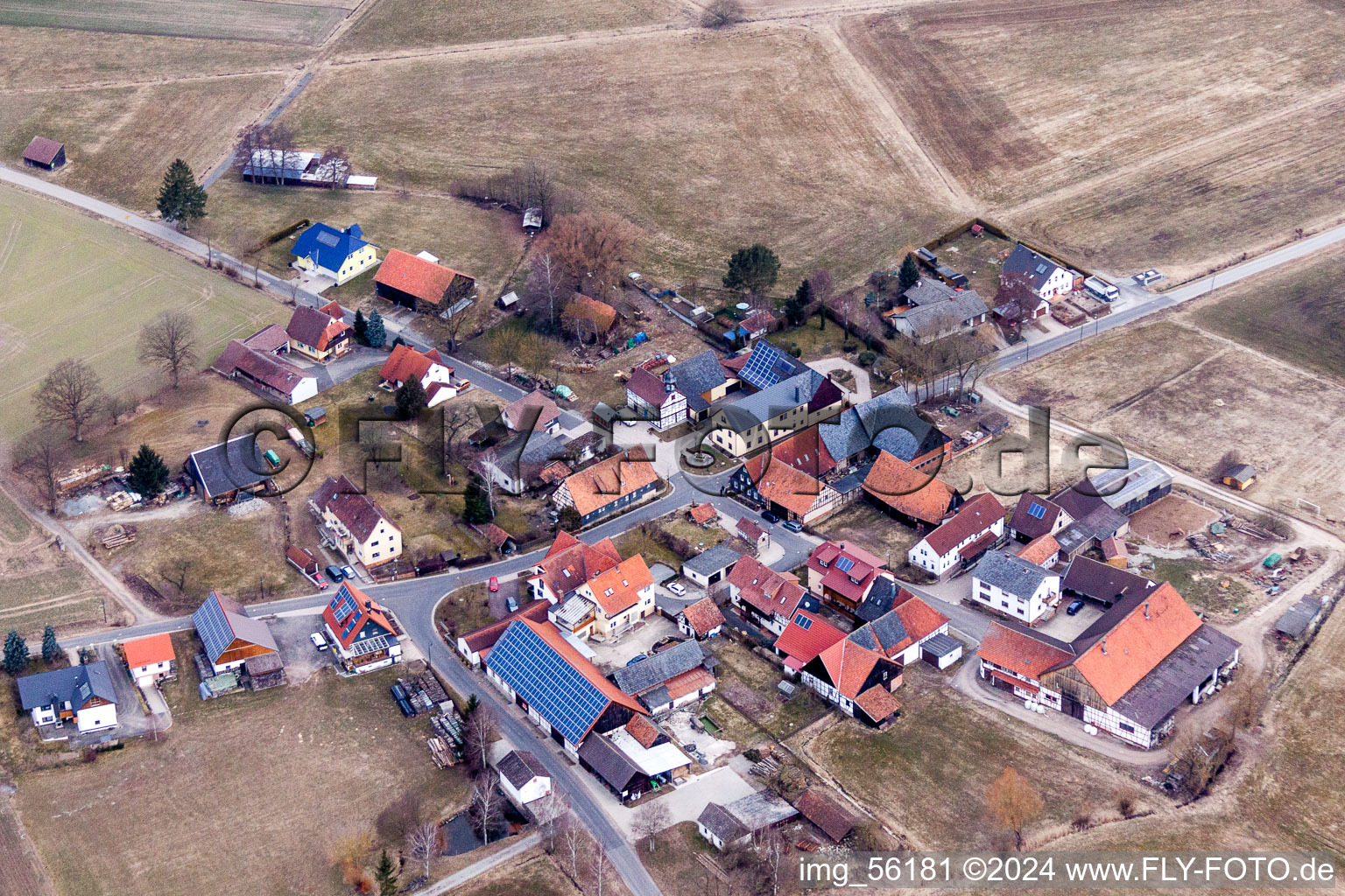 Vue aérienne de Vue sur le village à le quartier Rudelsdorf in Bad Rodach dans le département Bavière, Allemagne