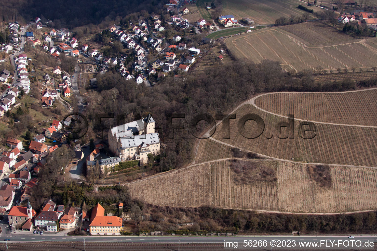Enregistrement par drone de Mainberg dans le département Bavière, Allemagne