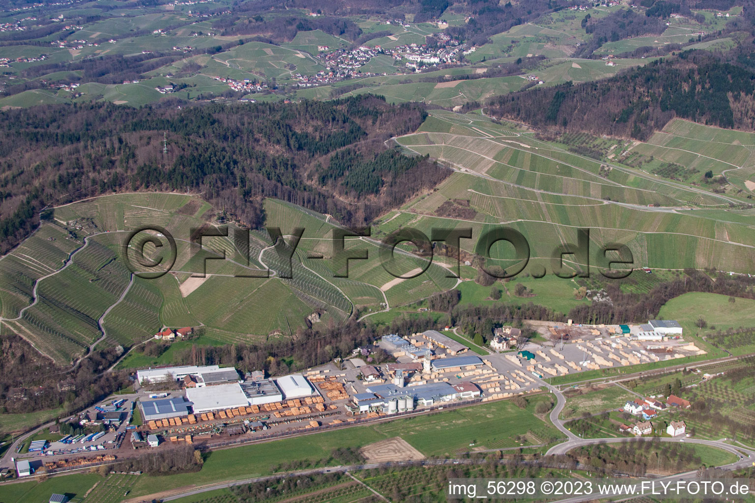 Vue aérienne de Locaux de scierie dans le quartier d'Oberachern à Achern dans le département Bade-Wurtemberg, Allemagne