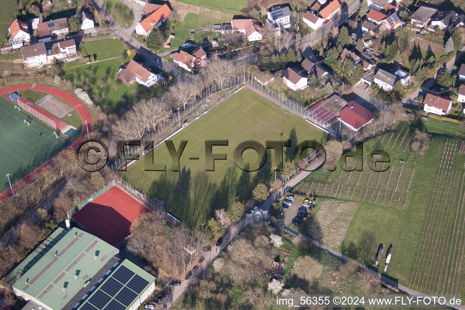 Quartier Steinbach in Baden-Baden dans le département Bade-Wurtemberg, Allemagne du point de vue du drone