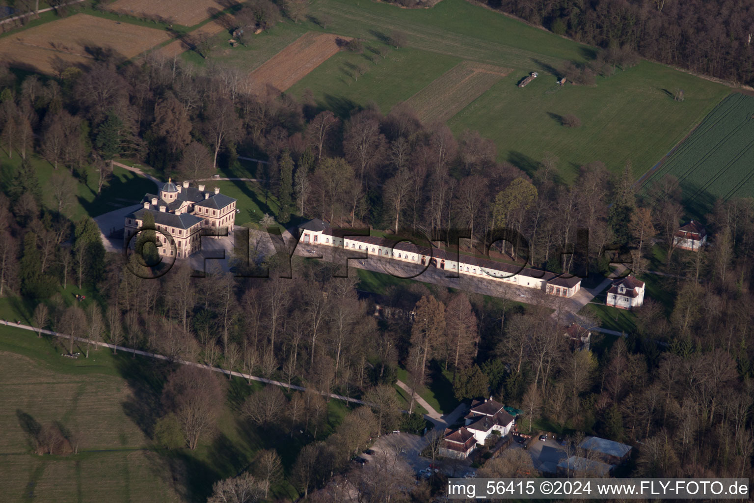 Vue aérienne de Château favori à Kuppenheim dans le département Bade-Wurtemberg, Allemagne