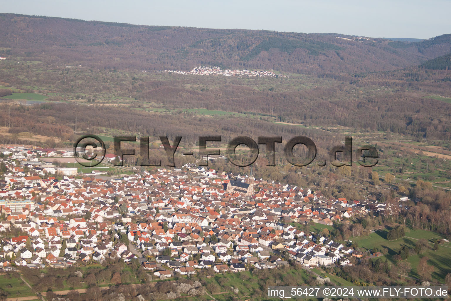 Vue aérienne de Muggensturm dans le département Bade-Wurtemberg, Allemagne