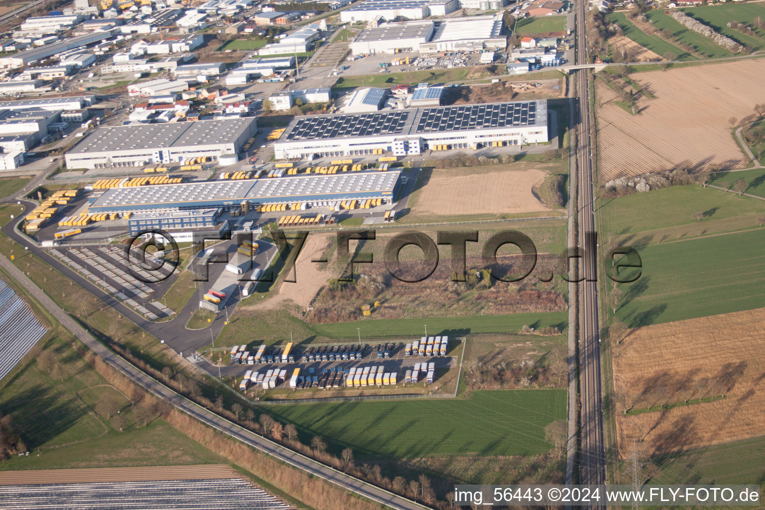 Vue aérienne de Centre logistique DACHSER Karlsruhe GmbH, Malsch à Malsch dans le département Bade-Wurtemberg, Allemagne