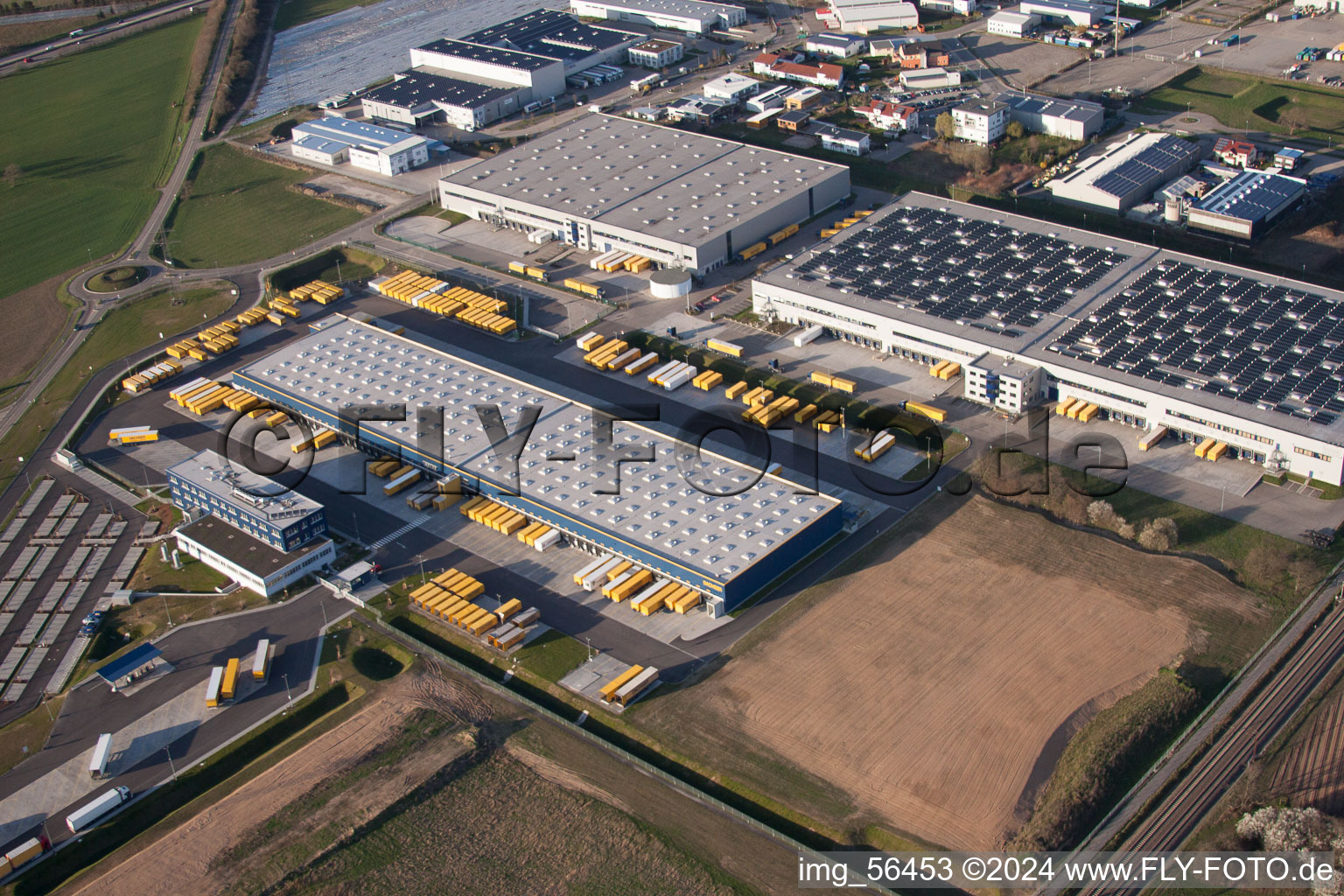 Vue oblique de Centre logistique DACHSER Karlsruhe GmbH, Malsch à Malsch dans le département Bade-Wurtemberg, Allemagne