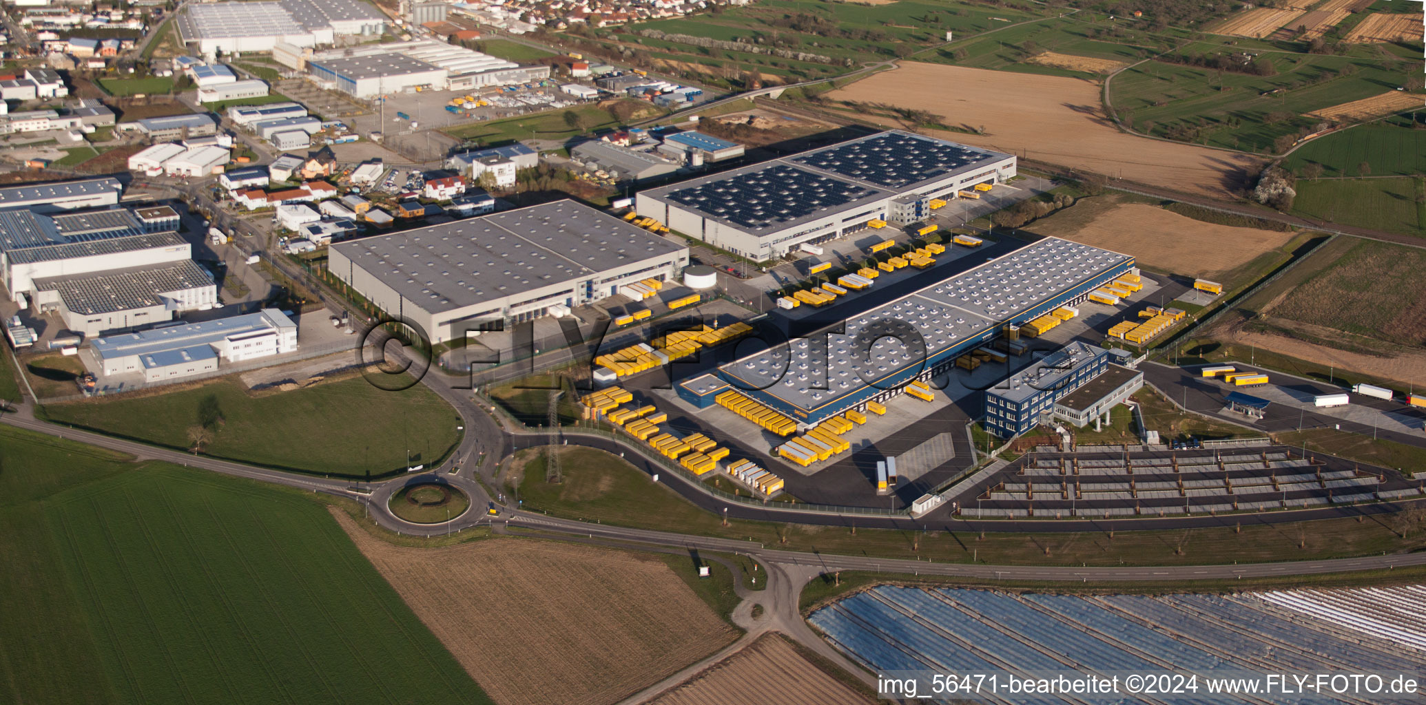 Enregistrement par drone de Centre logistique DACHSER Karlsruhe GmbH, Malsch à Malsch dans le département Bade-Wurtemberg, Allemagne