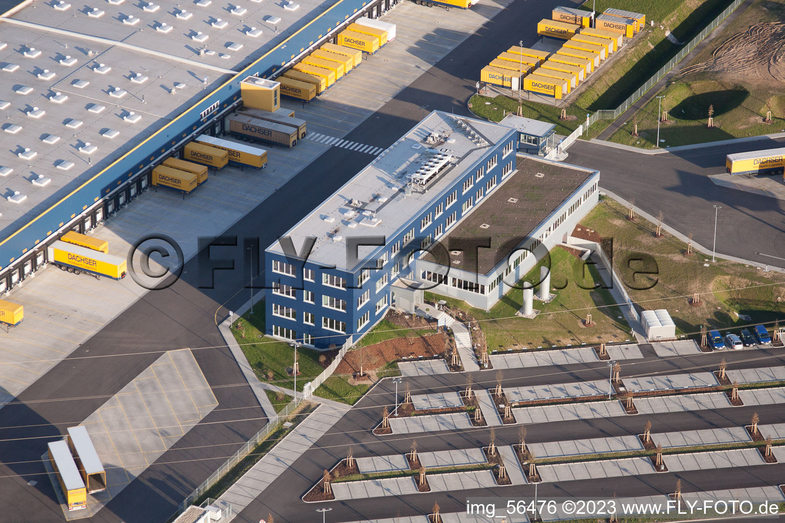Centre logistique DACHSER Karlsruhe GmbH, Malsch à Malsch dans le département Bade-Wurtemberg, Allemagne vu d'un drone