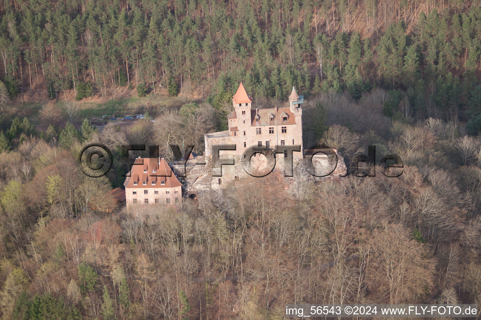 Image drone de Erlenbach bei Dahn dans le département Rhénanie-Palatinat, Allemagne