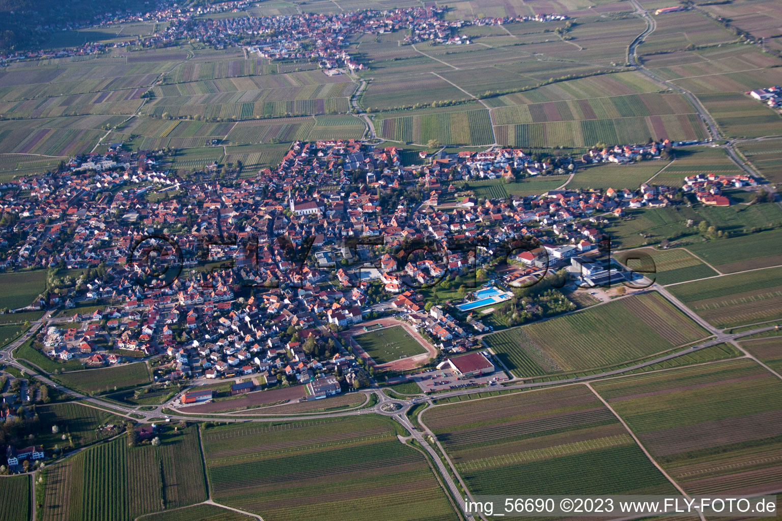 Edenkoben dans le département Rhénanie-Palatinat, Allemagne d'en haut