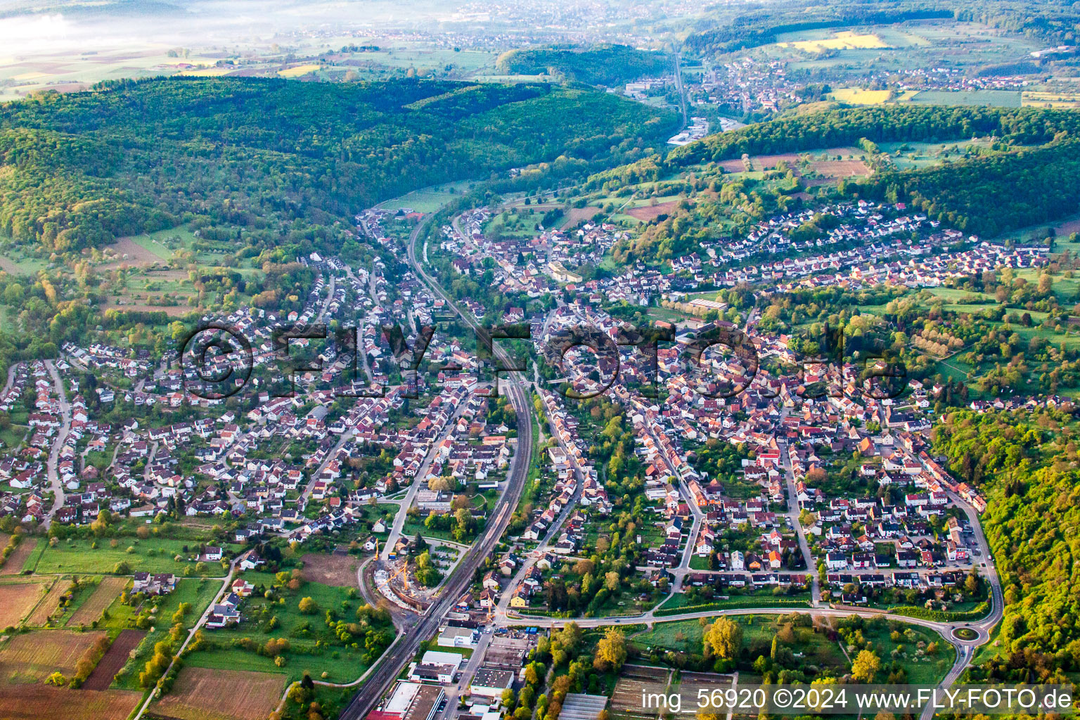 Vue aérienne de Quartier Söllingen in Pfinztal dans le département Bade-Wurtemberg, Allemagne