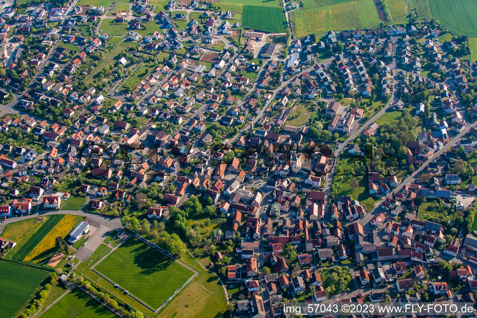 Photographie aérienne de Kleinrinderfeld dans le département Bavière, Allemagne