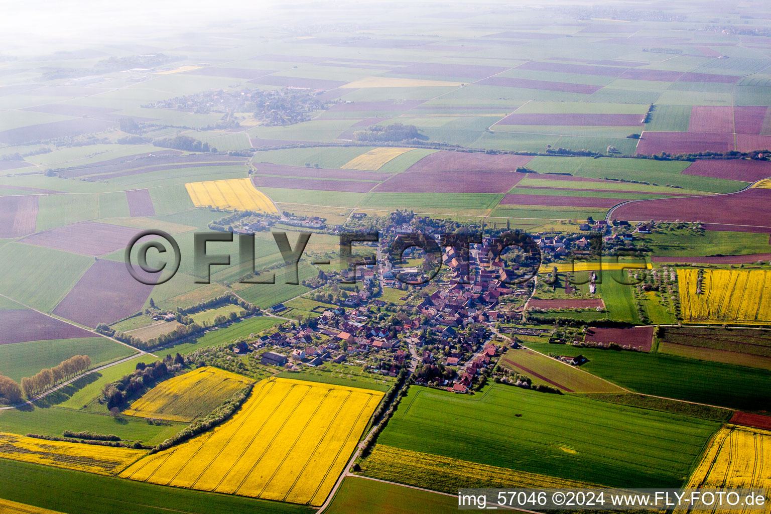 Vue aérienne de Quartier Uengershausen in Reichenberg dans le département Bavière, Allemagne