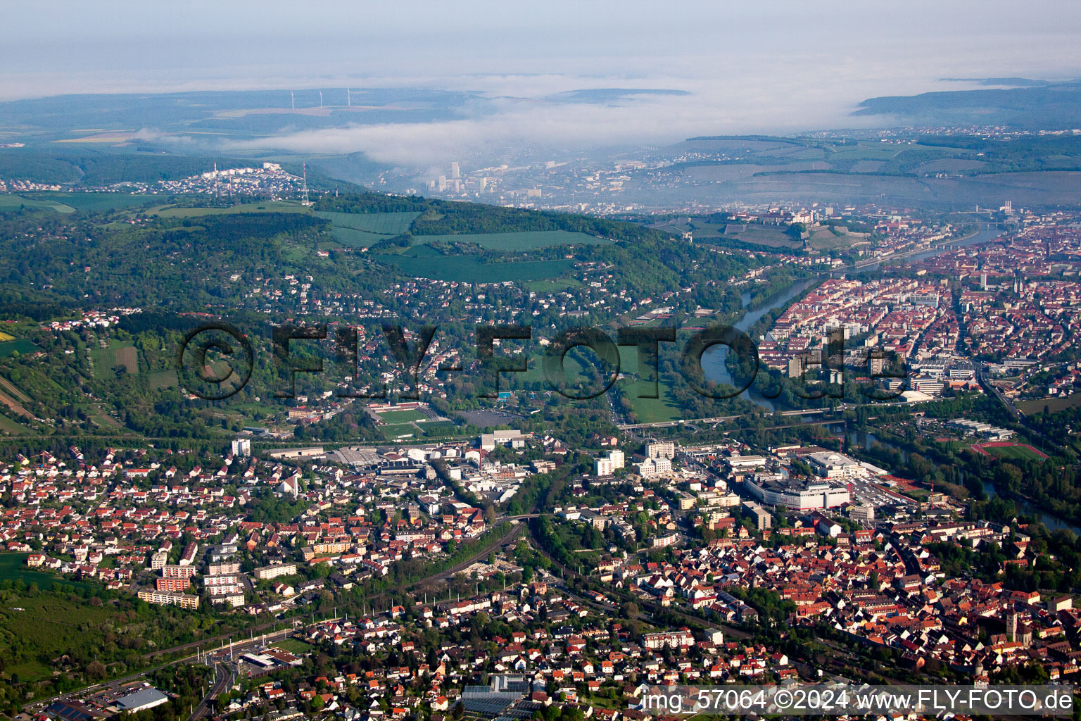 Vue aérienne de Du sud-ouest à Würzburg dans le département Bavière, Allemagne