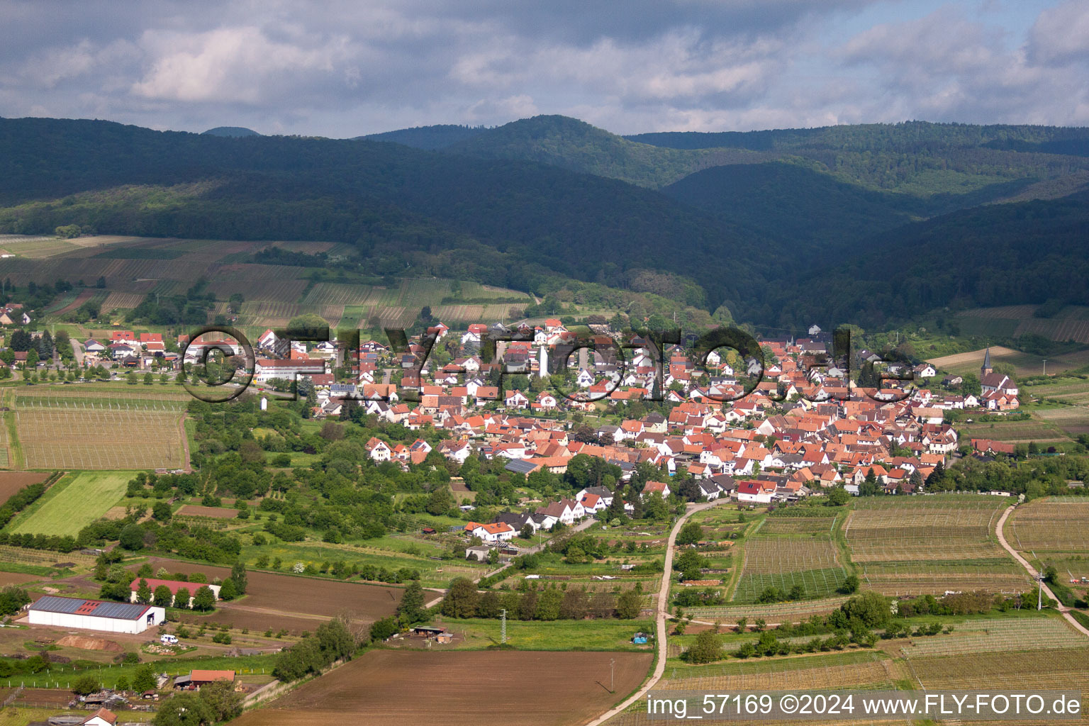 Image drone de Quartier Rechtenbach in Schweigen-Rechtenbach dans le département Rhénanie-Palatinat, Allemagne