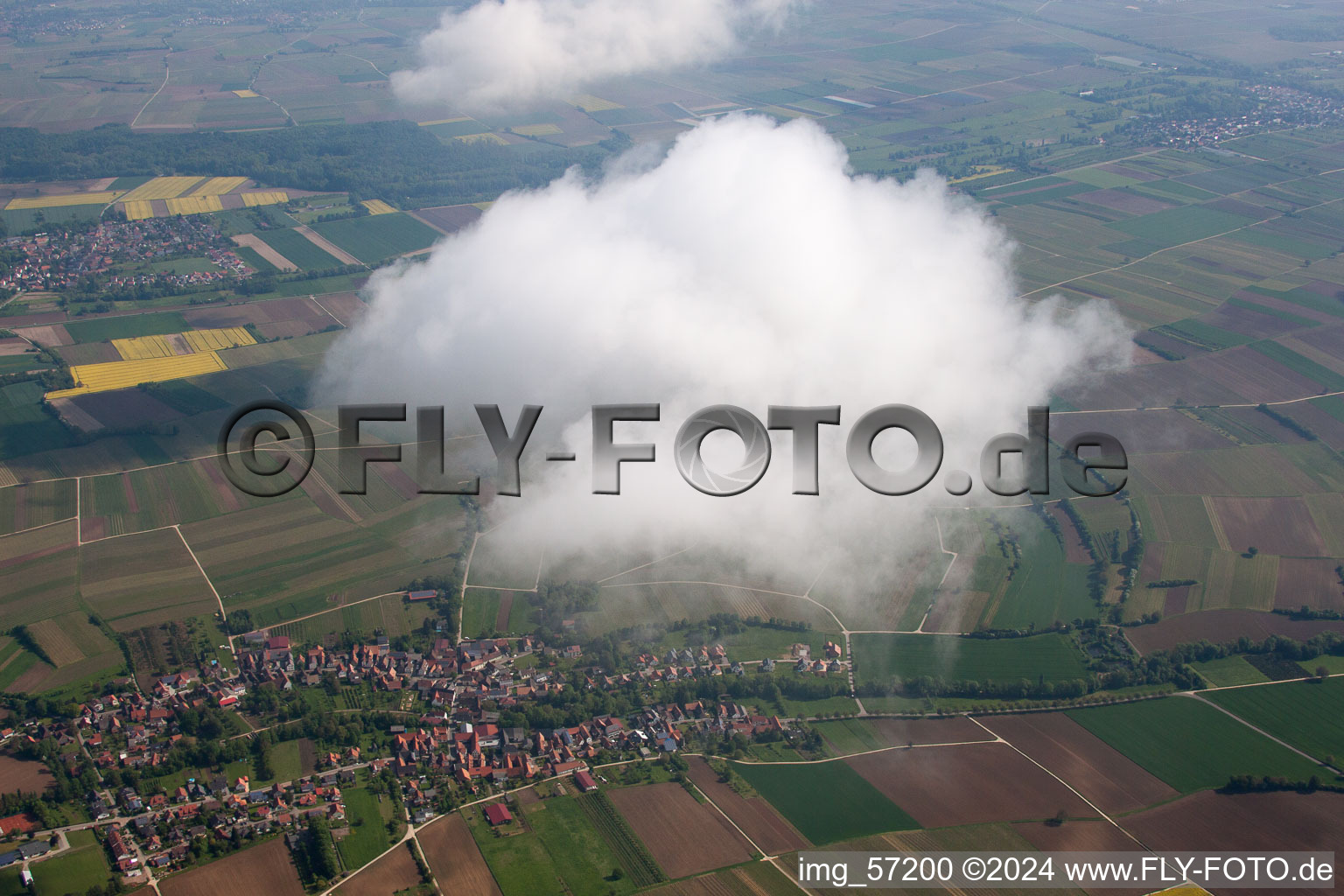 Enregistrement par drone de Dierbach dans le département Rhénanie-Palatinat, Allemagne