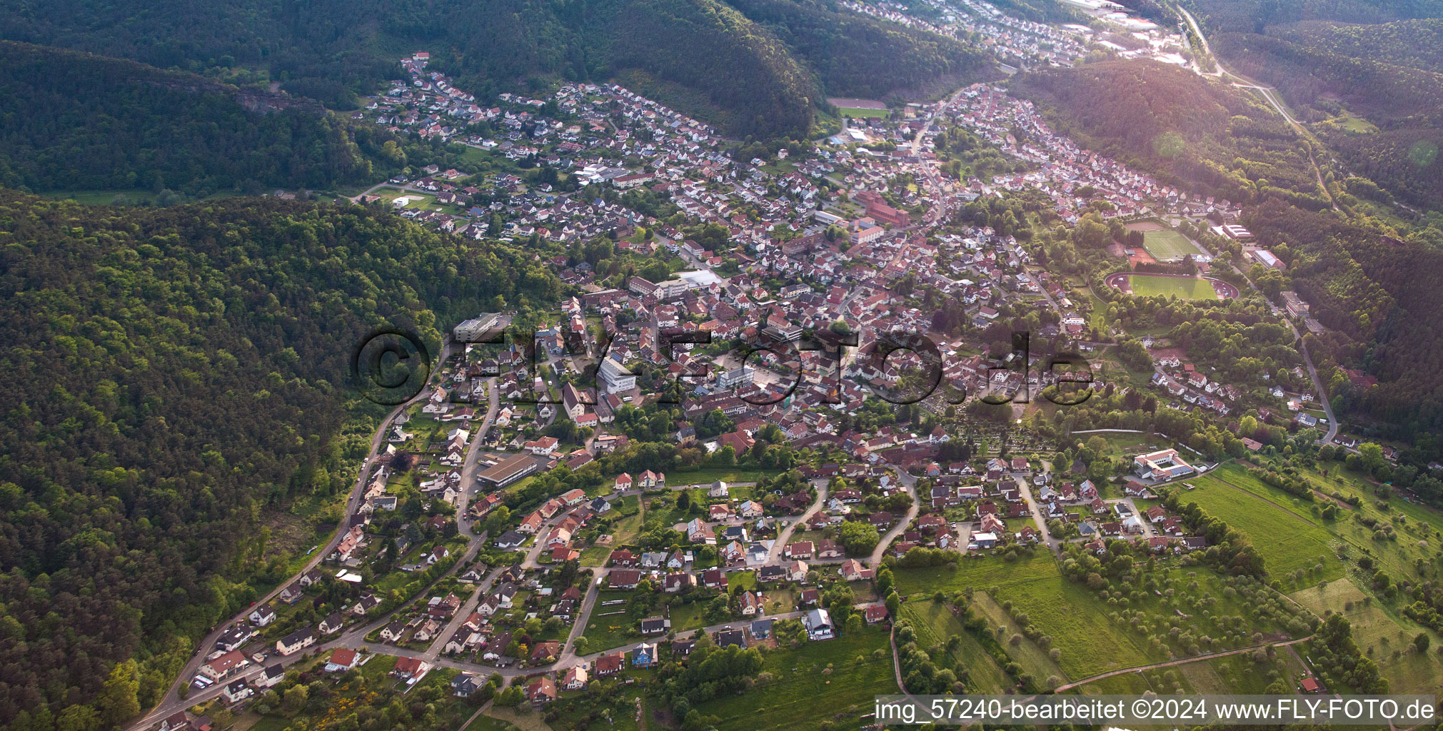 Enregistrement par drone de Hauenstein dans le département Rhénanie-Palatinat, Allemagne