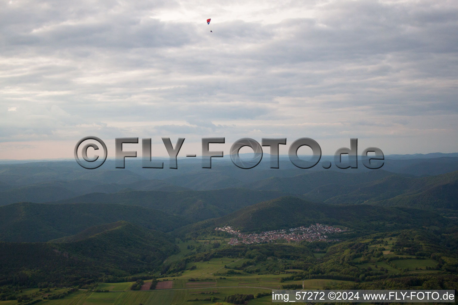 Image drone de Wernersberg dans le département Rhénanie-Palatinat, Allemagne