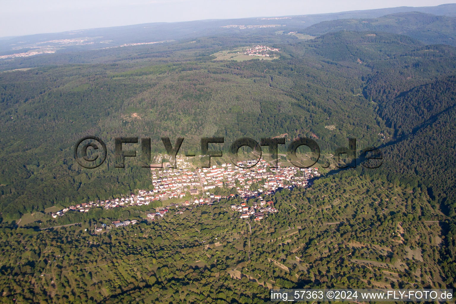 De l'ouest à le quartier Waldprechtsweier in Malsch dans le département Bade-Wurtemberg, Allemagne vue d'en haut