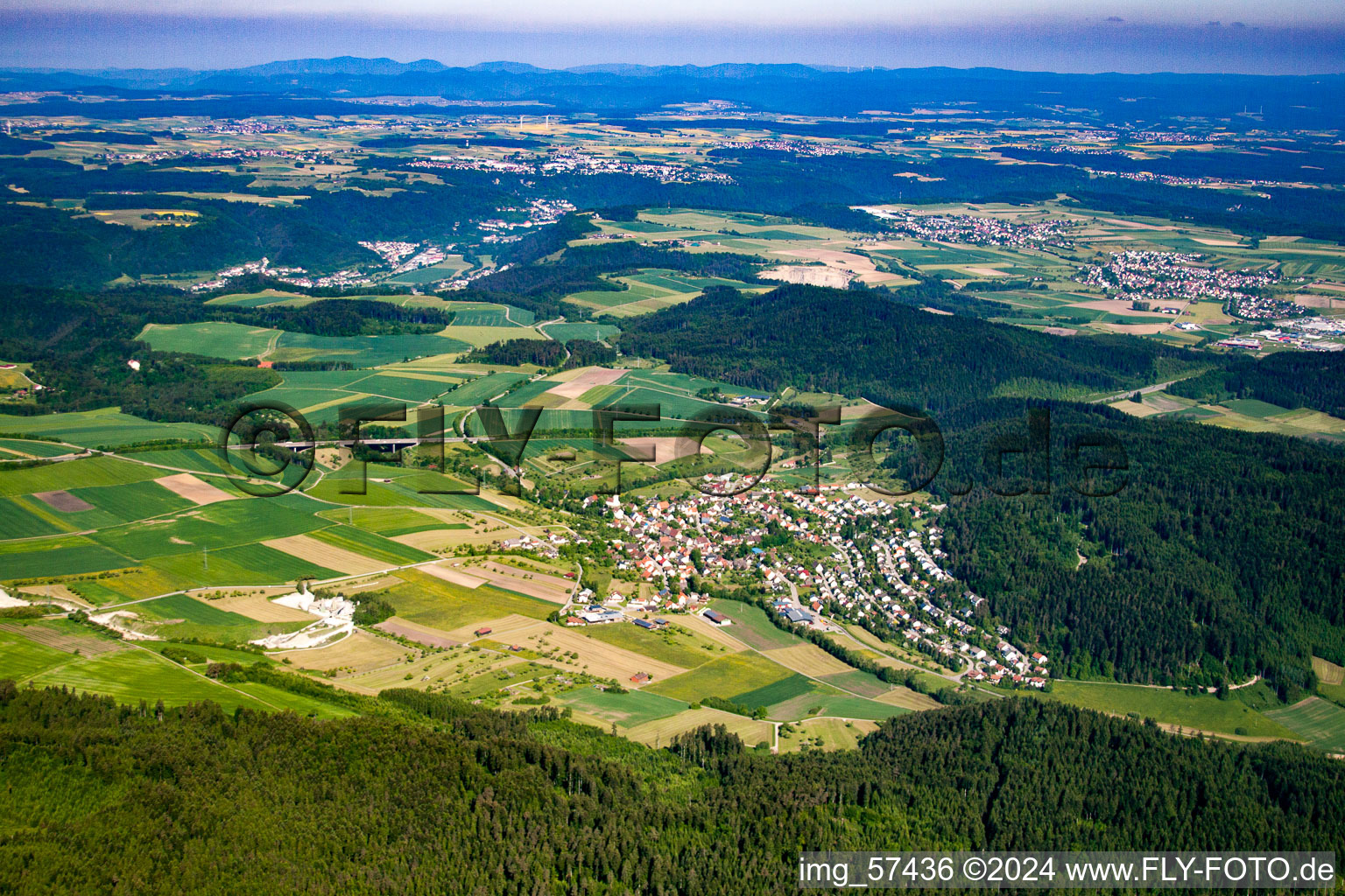 Vue aérienne de Quartier Trichtingen in Epfendorf dans le département Bade-Wurtemberg, Allemagne